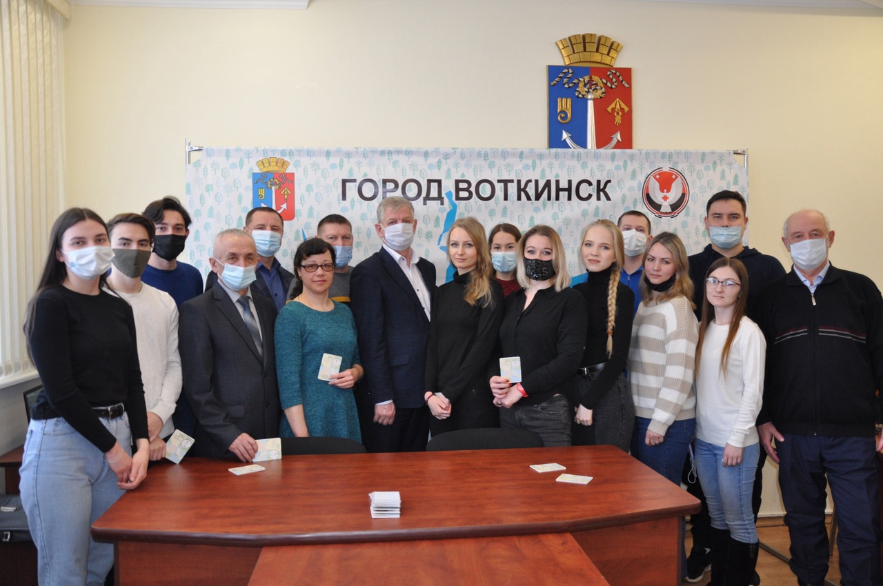 Практический урок для выпускников Воткинского филиала УдГУ.